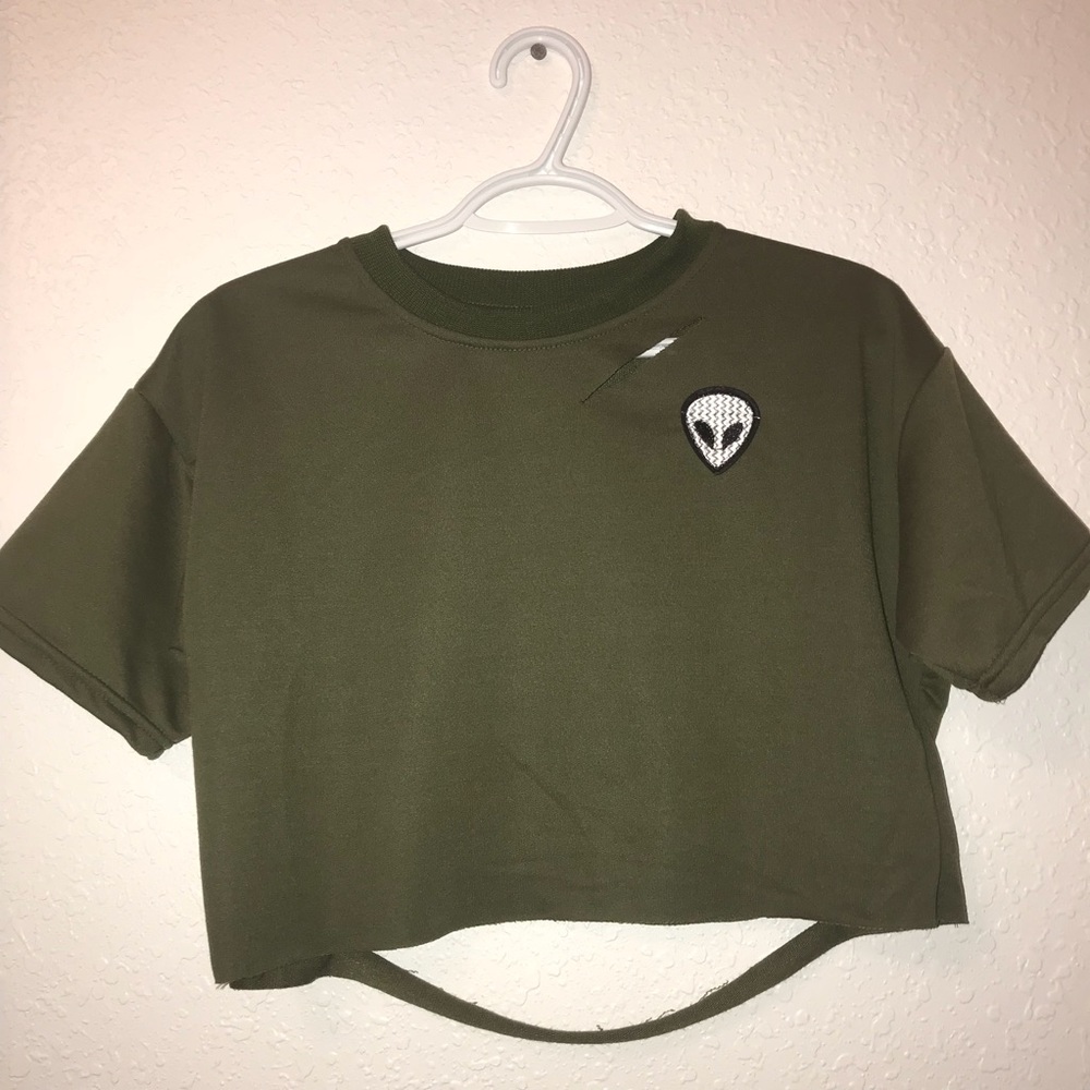 Distressed Cropped Alien tee